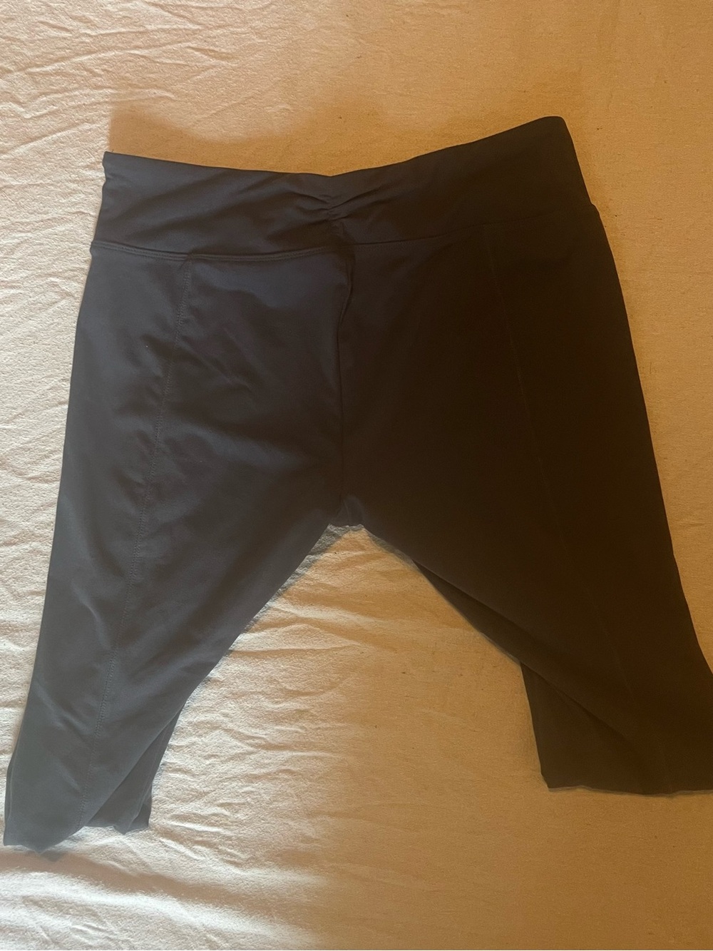 Marika Black Capri Leggings with Wide Waistband Women’s Activewear